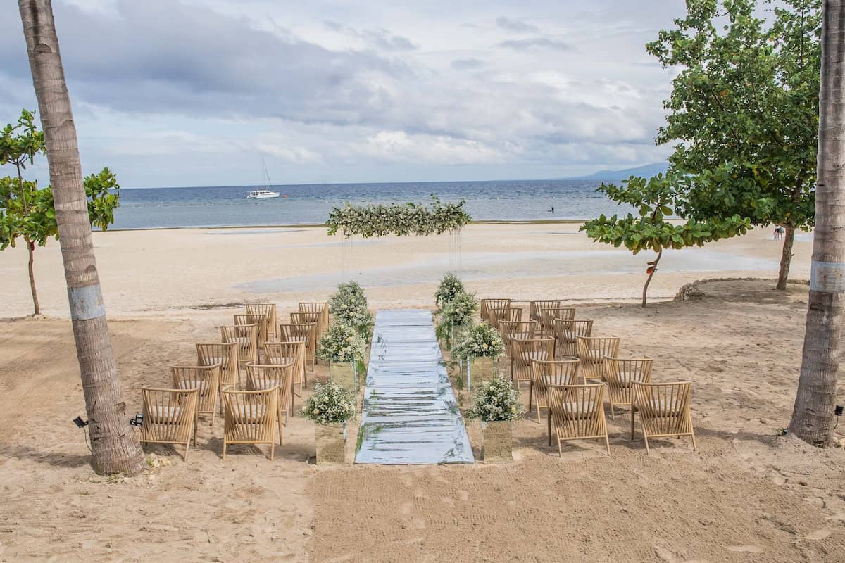 Wedding Beach Setup